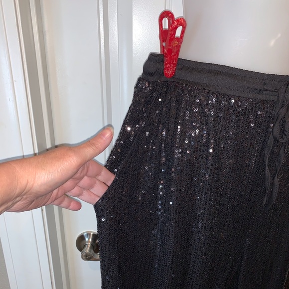 City Chic Plus Black Fully Sequin Joggers NWT - Picture 3 of 5